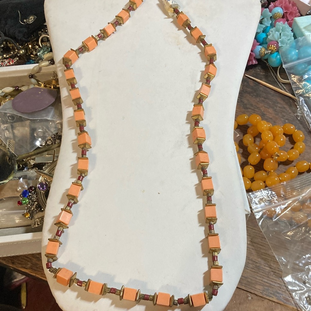 Vintage 30” Sandra David necklace